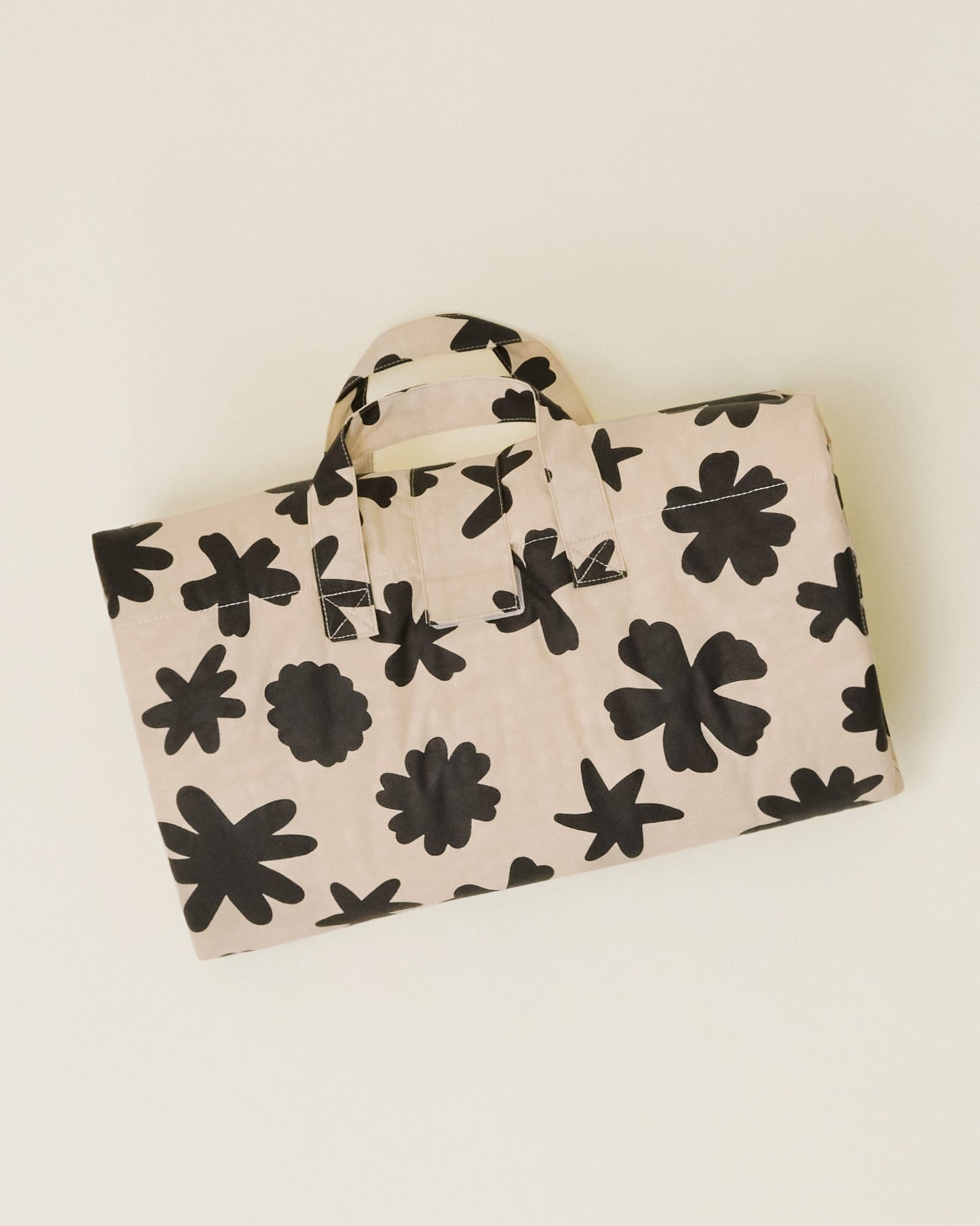 On the Go Bundle | Cream Chamomiles