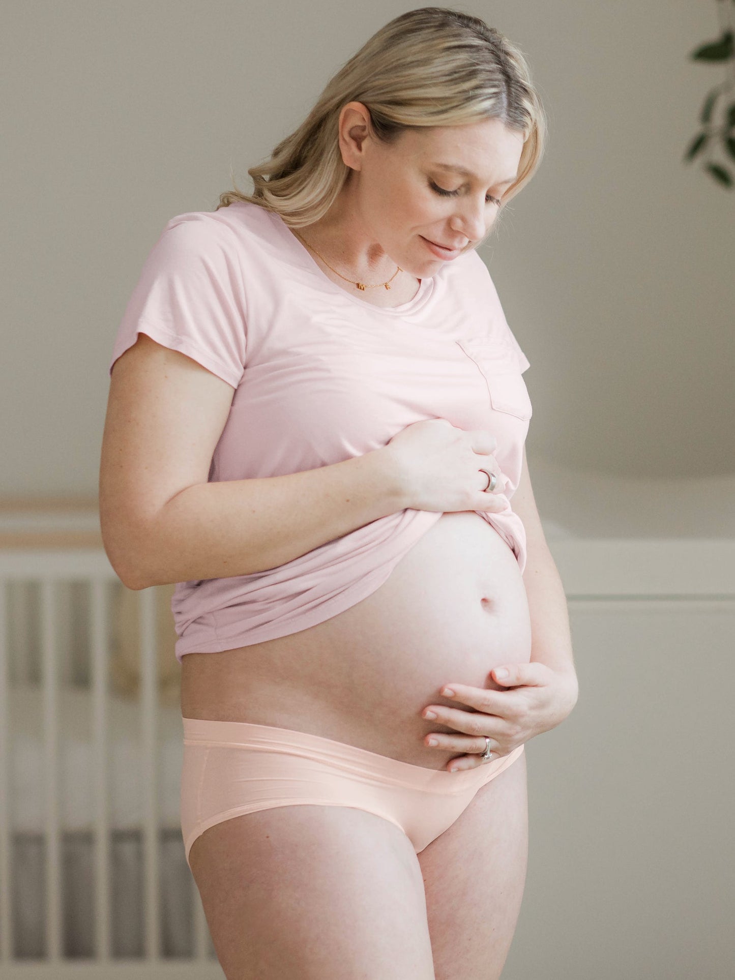Grow with Me™ Maternity & Postpartum Hipster | Soft Pink
