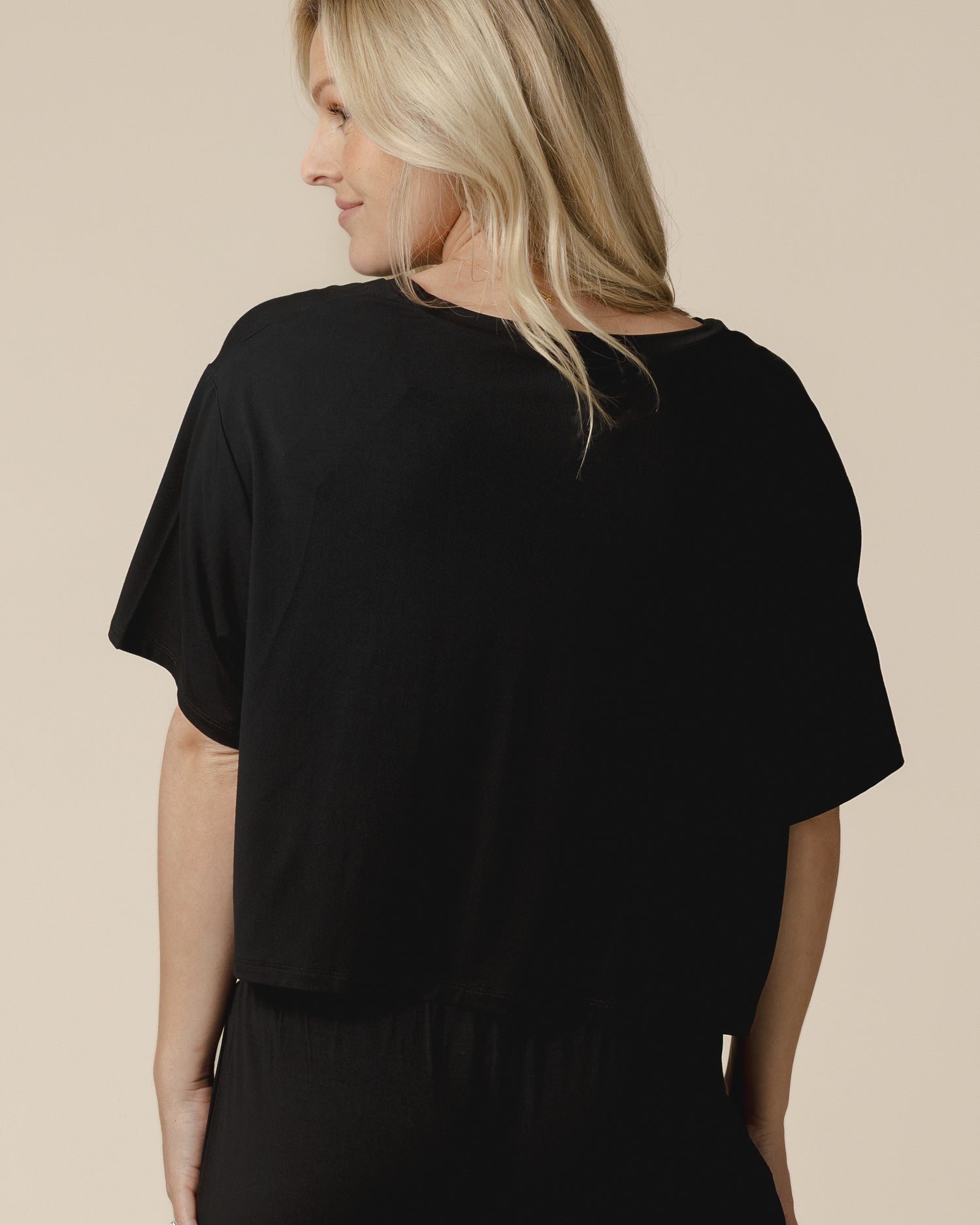 Aria Bamboo Casual Cropped Short Sleeve Top | Black