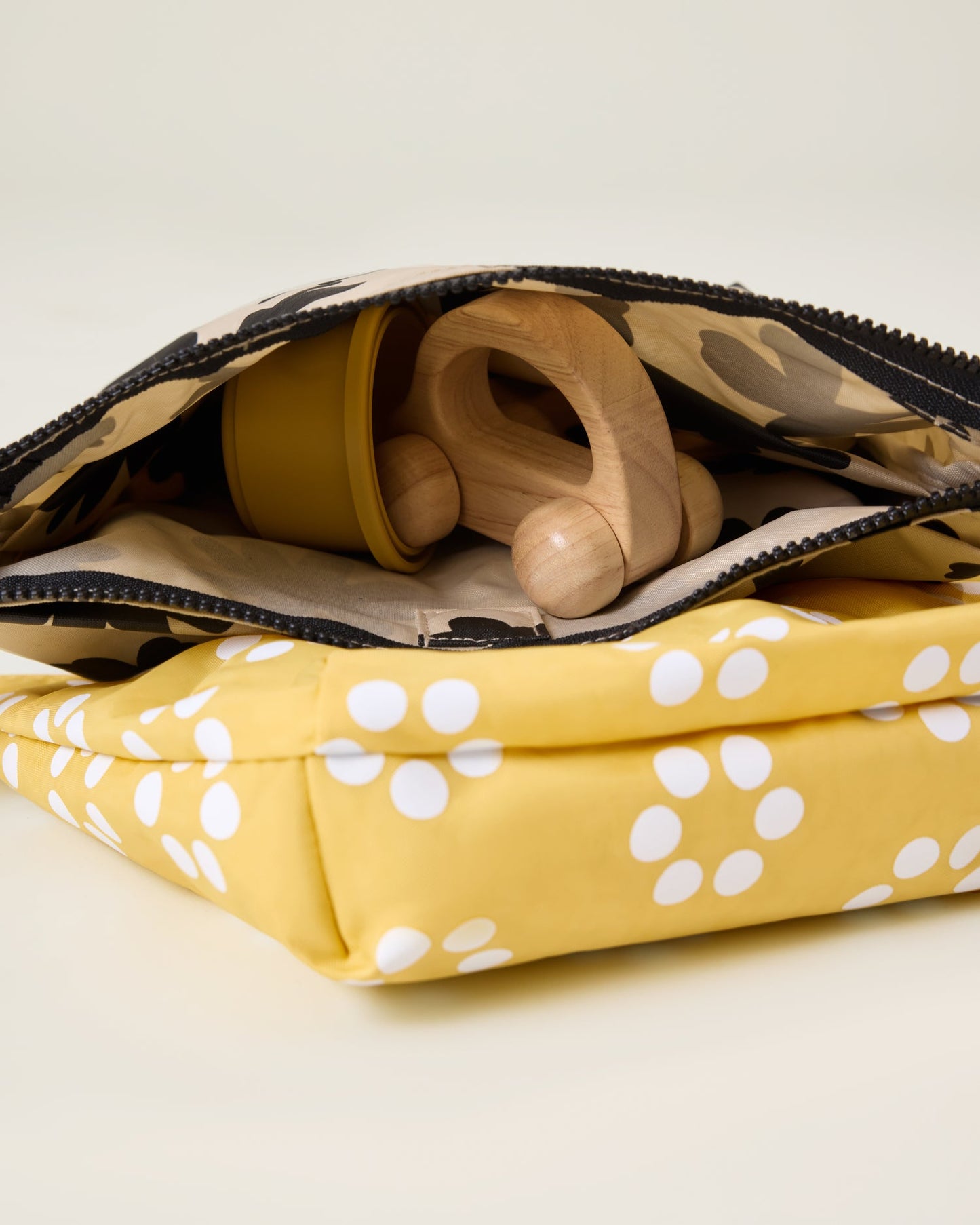 Quick Change Kit Bag | Sunshine Dots
