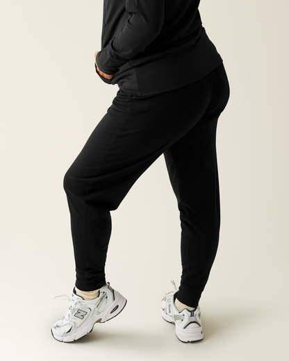 Brushed Bamboo Maternity & Postpartum Jogger | Black