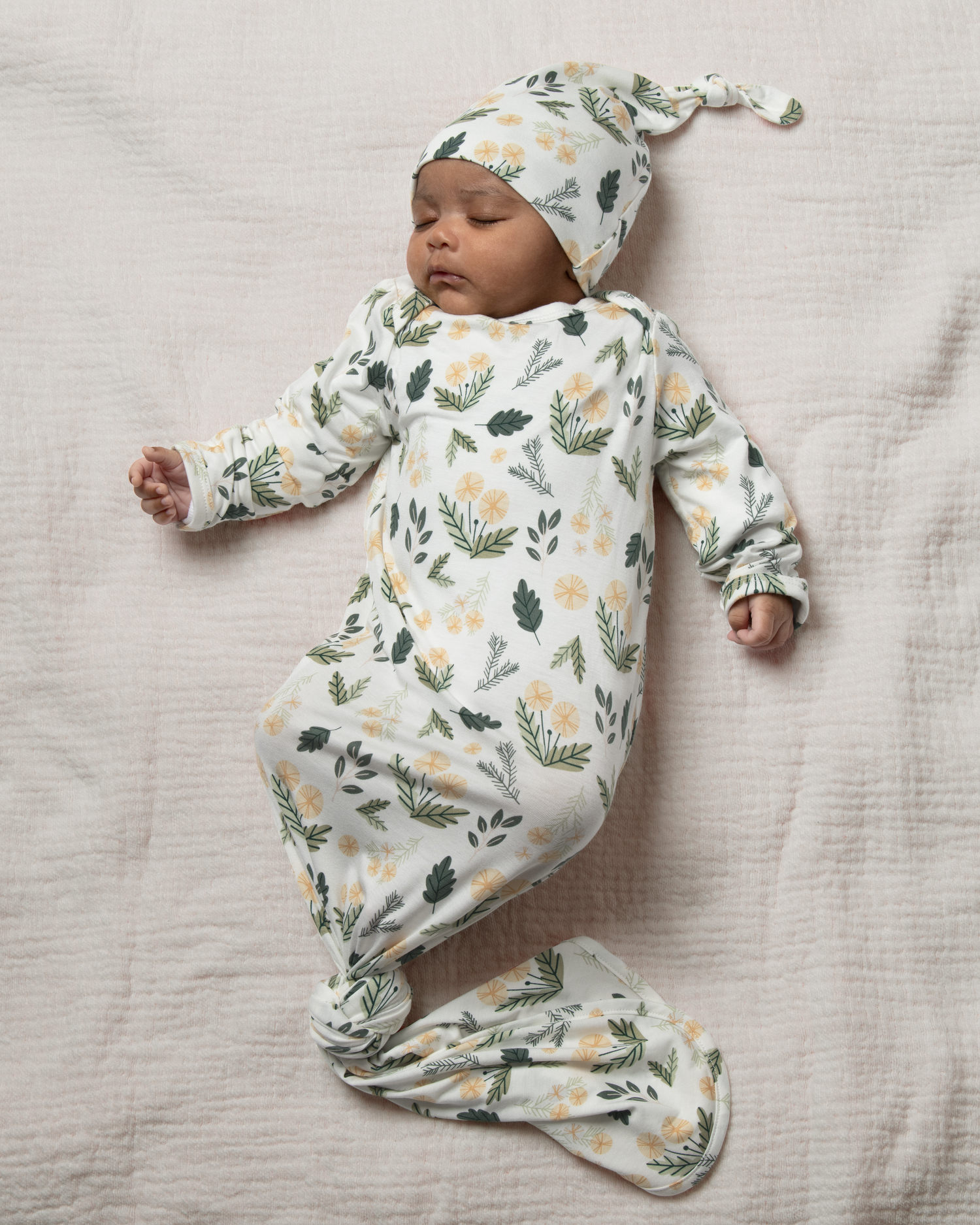 Bamboo Knotted Baby Gown & Hat | Honey Dandelion