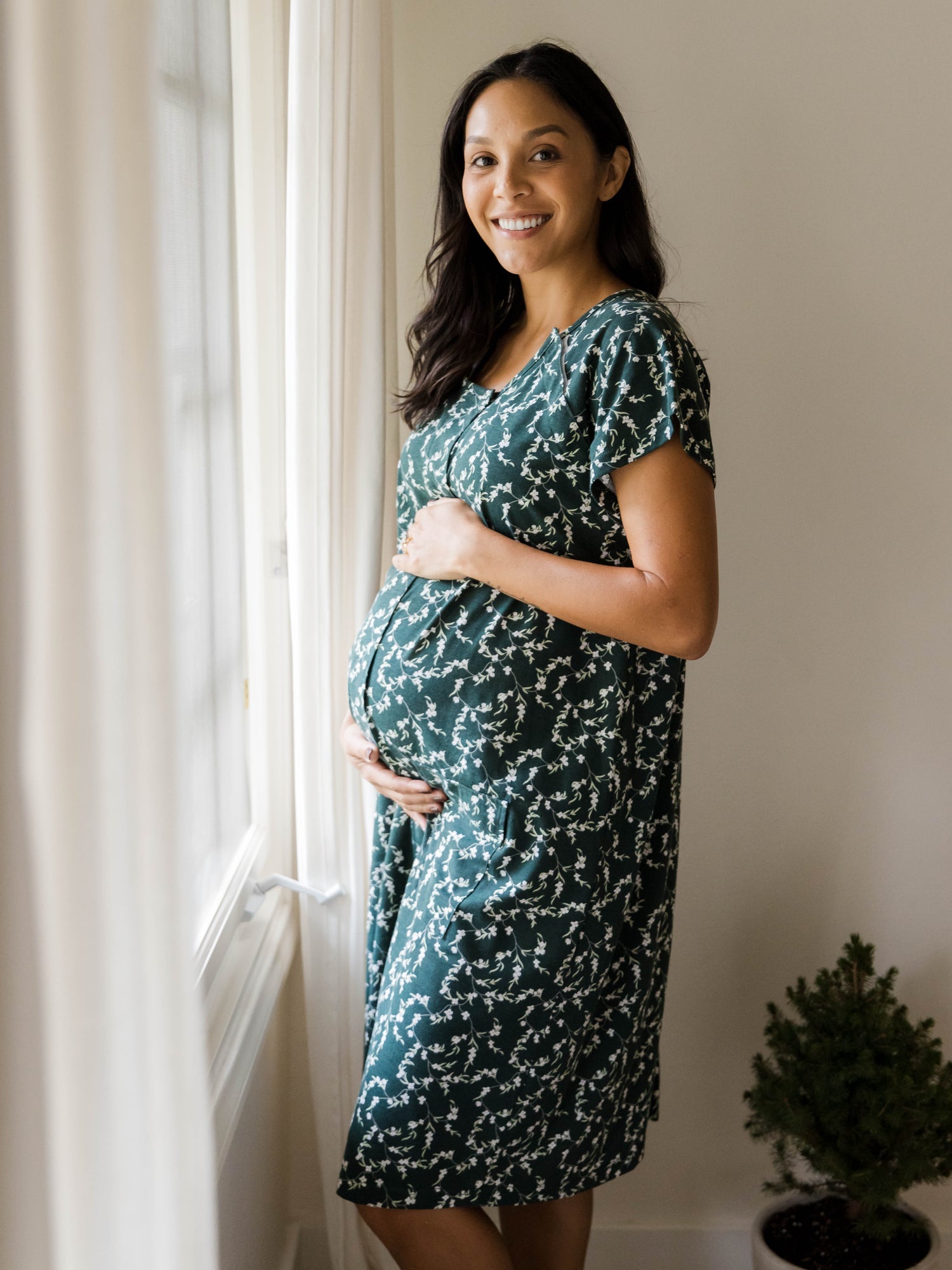 Universal Labor & Delivery Gown | Evergreen Blossom