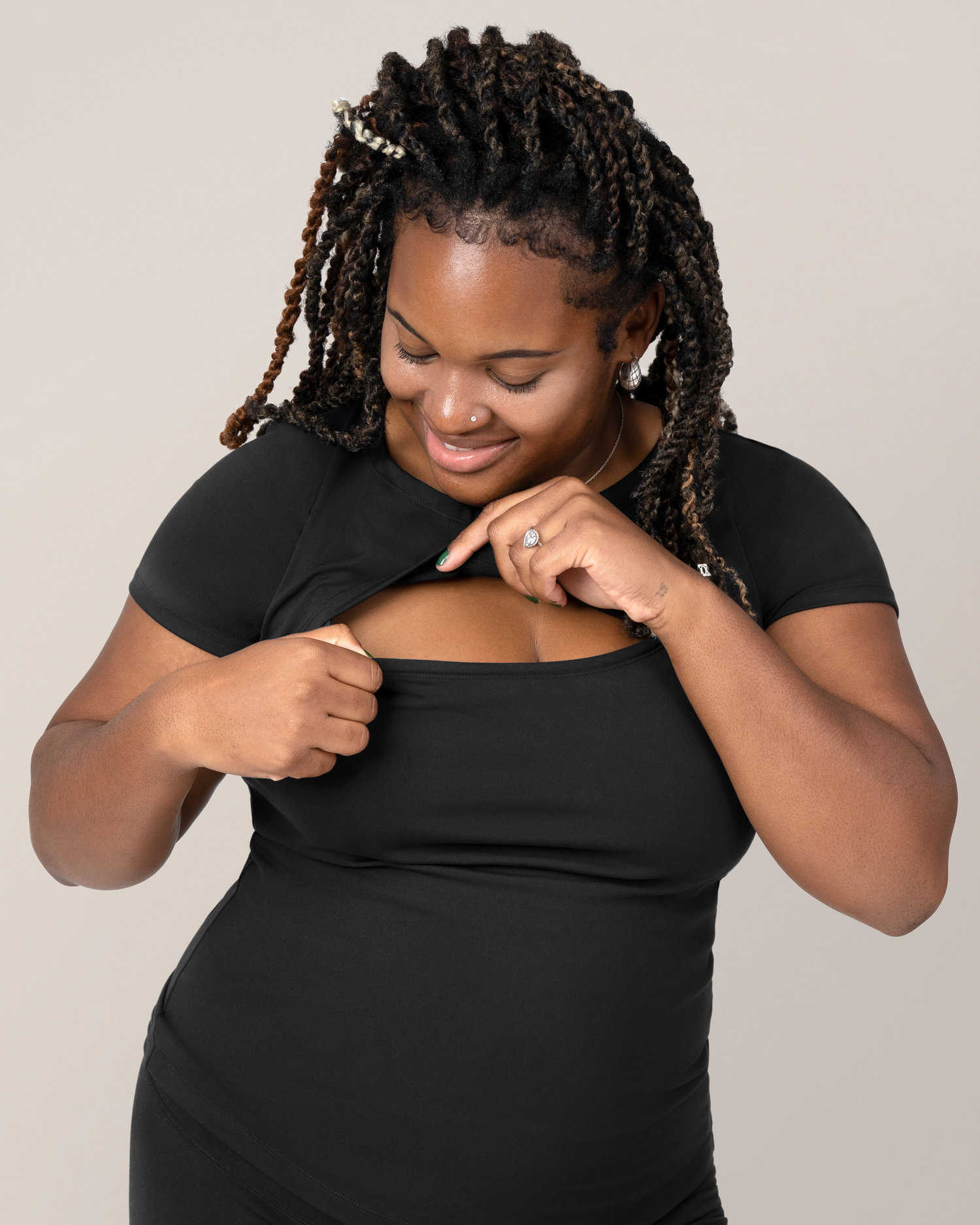 Luna Active Cut Out Nursing Top | Black