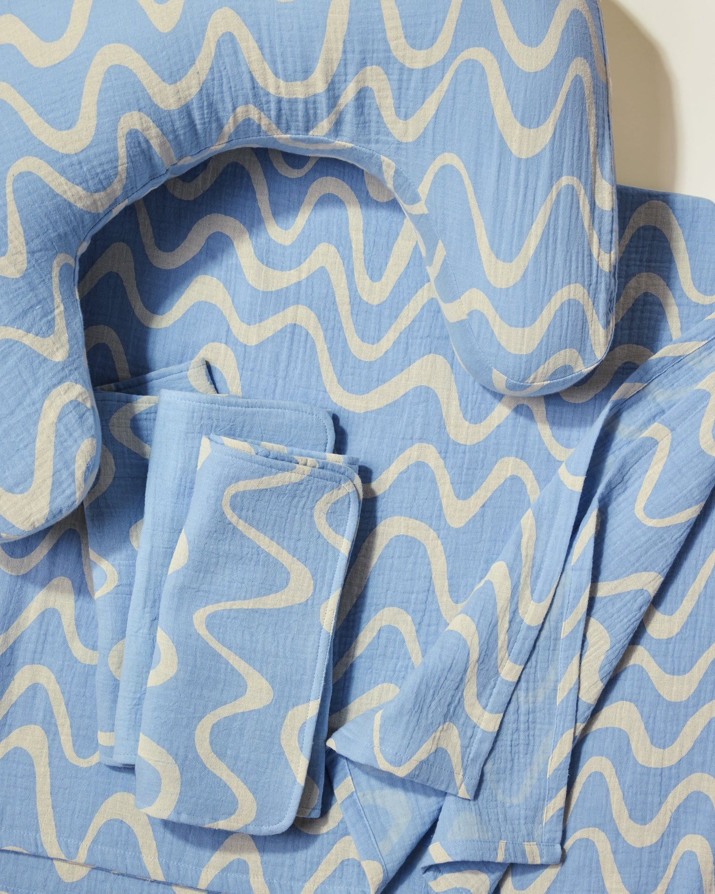 Muslin Breastfeeding Bundle | Blue Waves