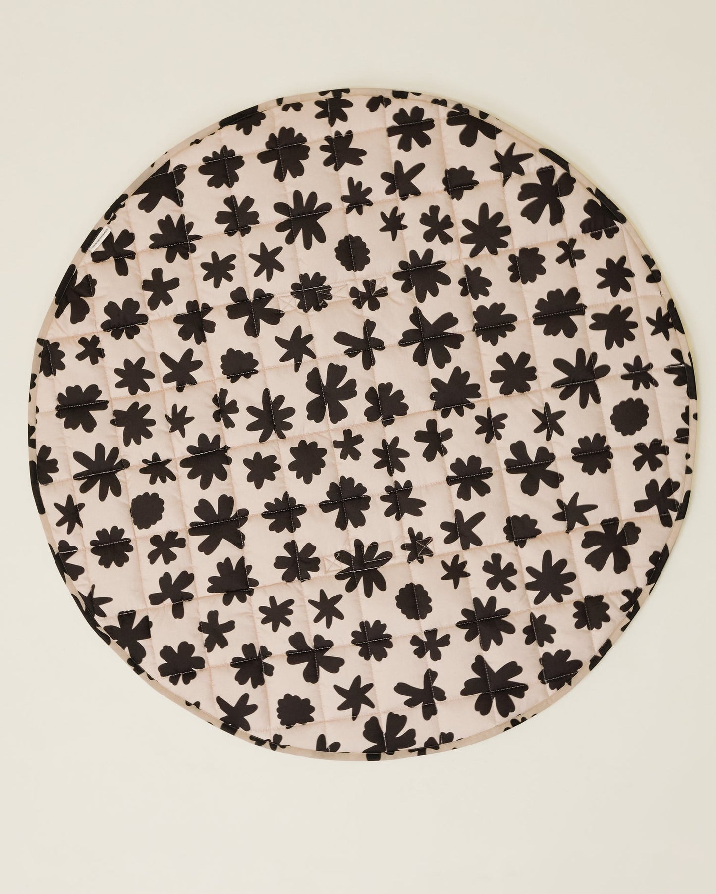 Inside/Outside Play Mat | Cream Chamomiles