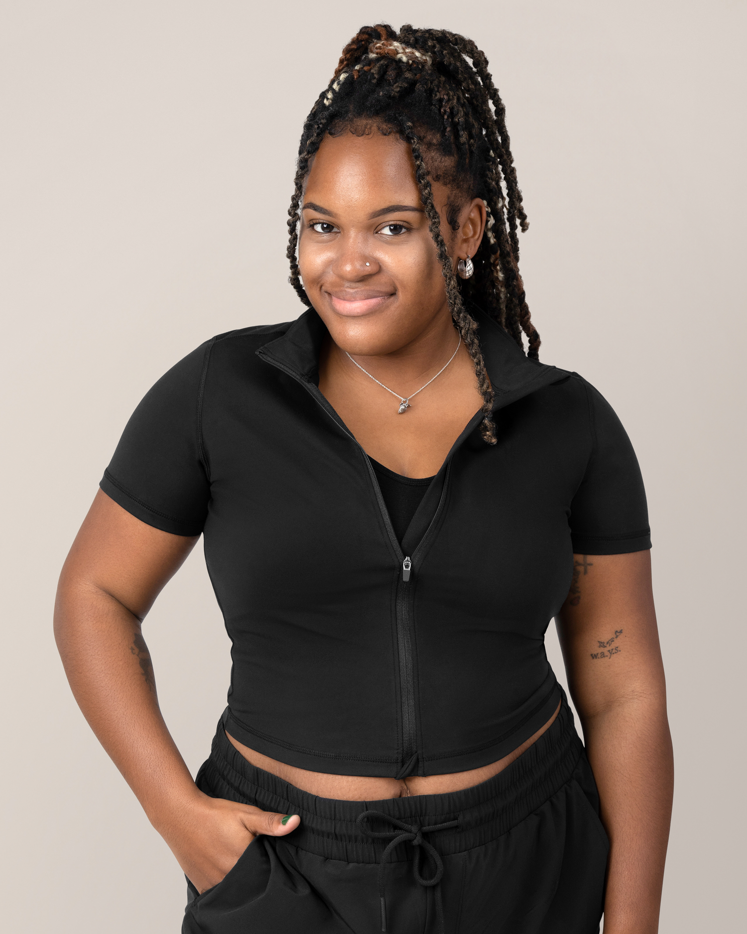 Presley Active Zip Front Nursing Top | Black