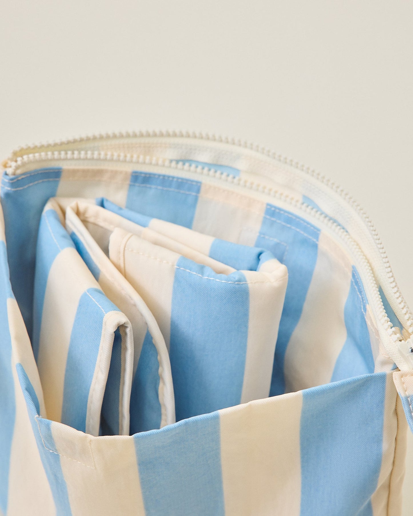 Quick Change Kit Bag | Blue Wide Stripe