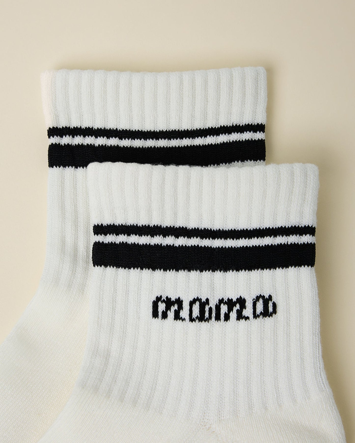 Non-Slip Quarter Crew Socks | Ivory & Black